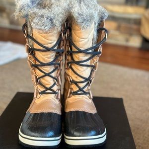 Sorel Toffino II Curry/Fawn Women’s 9